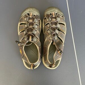 Keen Sandals - Men’s Size 10.5 - Good Condition